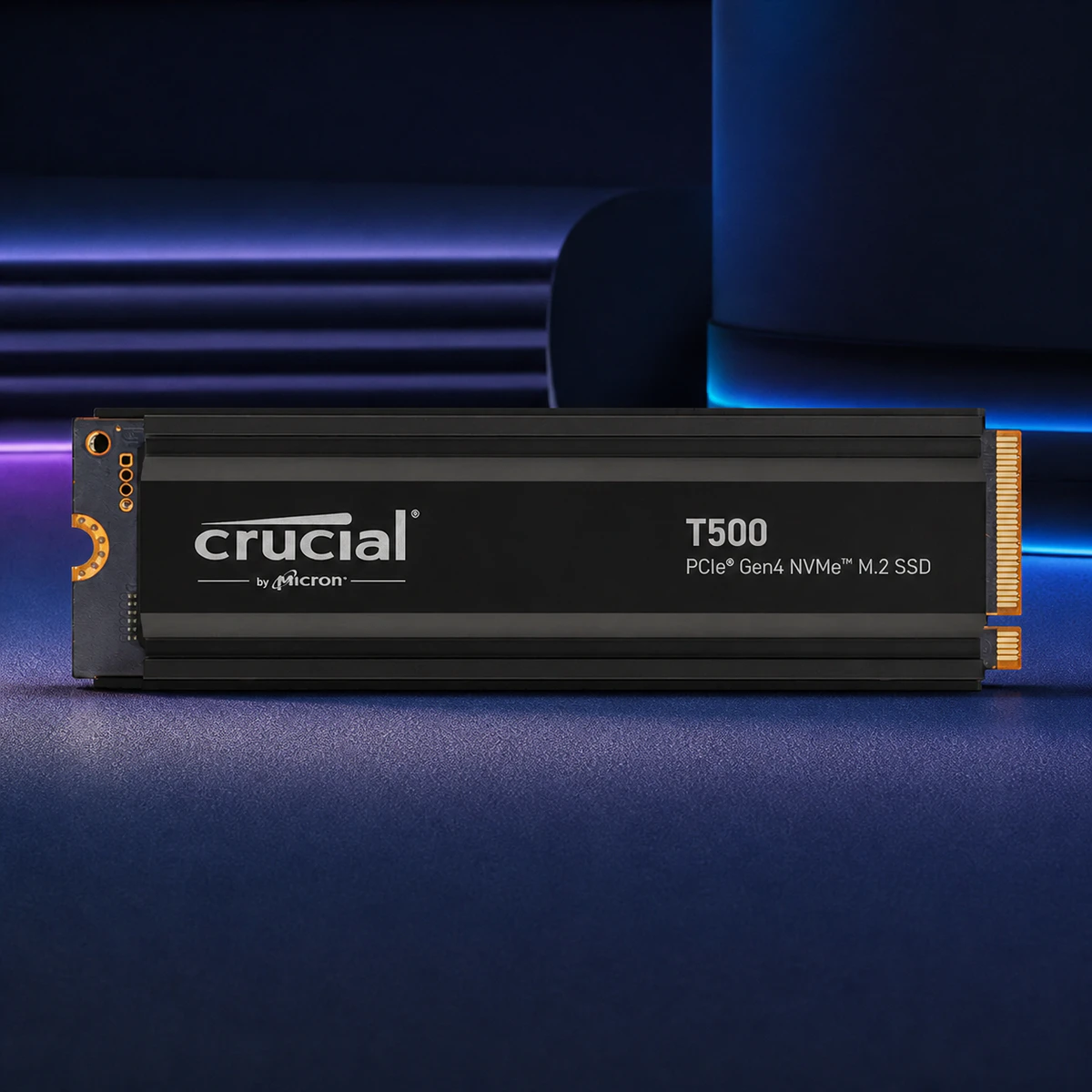 Mise en scène éditoriale — Crucial T500 1 To (avec dissipateur)